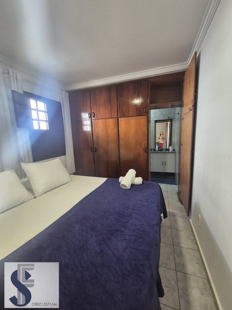 Casa à venda com 3 quartos, 180m² - Foto 14