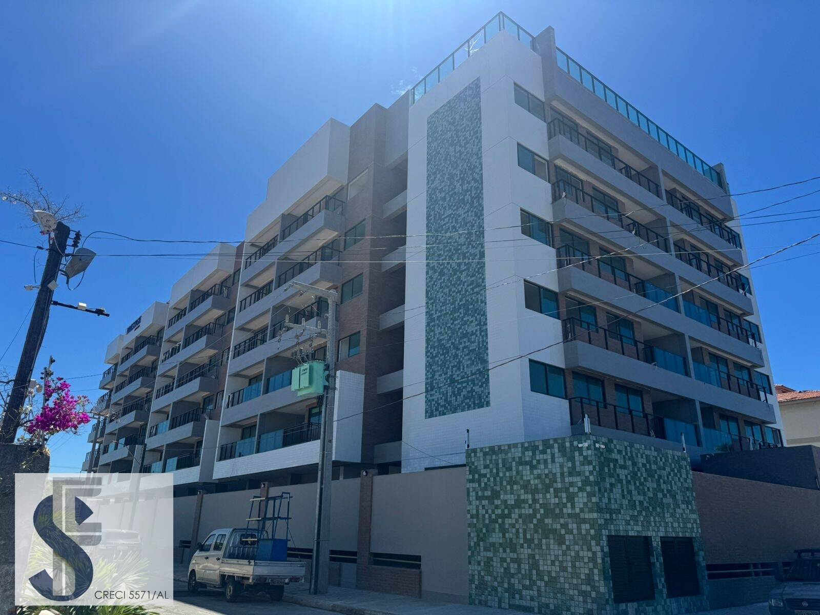 Apartamento para alugar com 2 quartos, 68m² - Foto 4