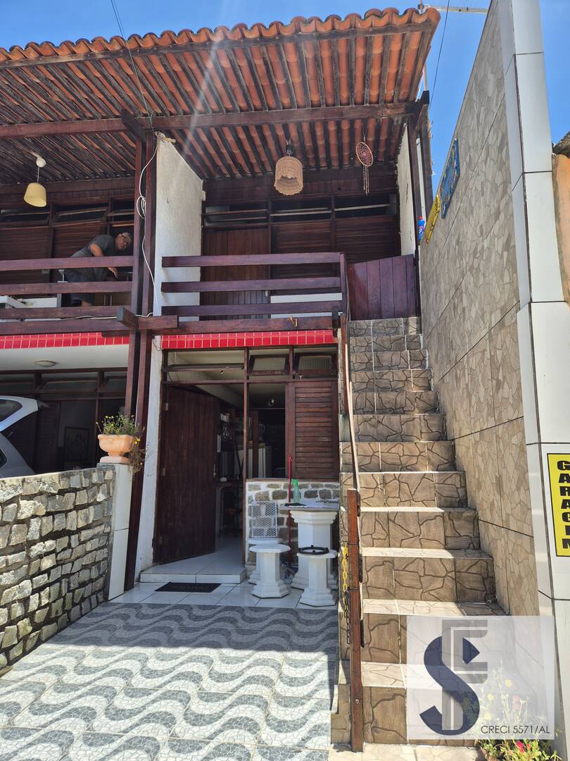 Quarto e Sala na Praia do Francês - Aluguel Anual
